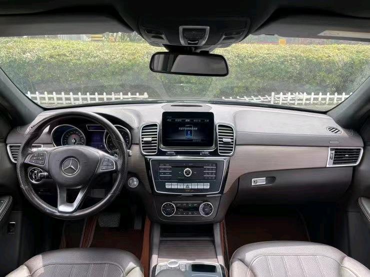 盐城19年奔驰GLE7