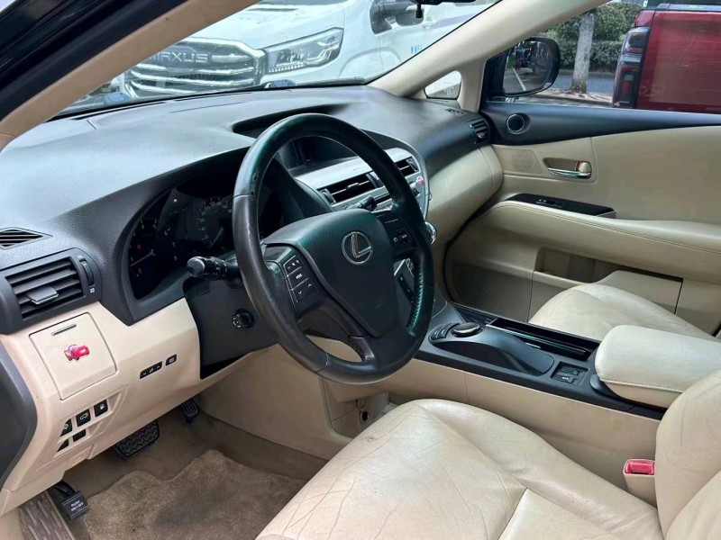 淮南12年雷克萨斯RX8