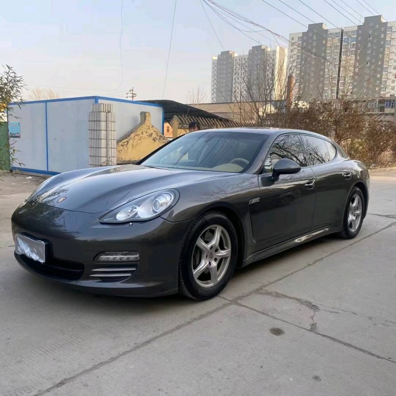 新乡13年保时捷帕拉梅拉3