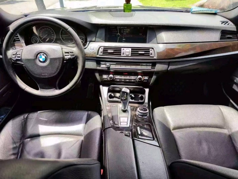 嘉兴12年宝马5系8