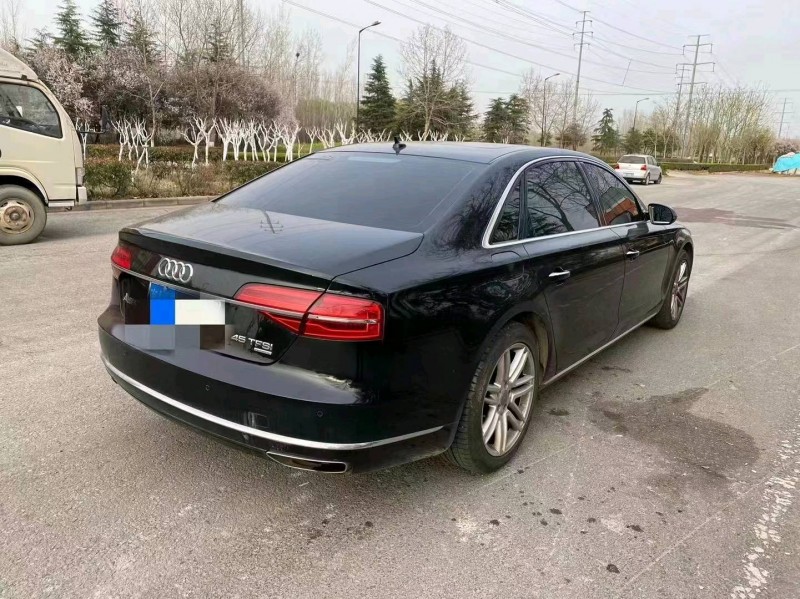 枣庄16年奥迪A8L9