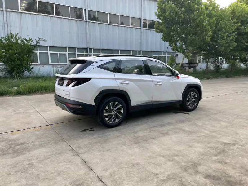 东营23年现代途胜9