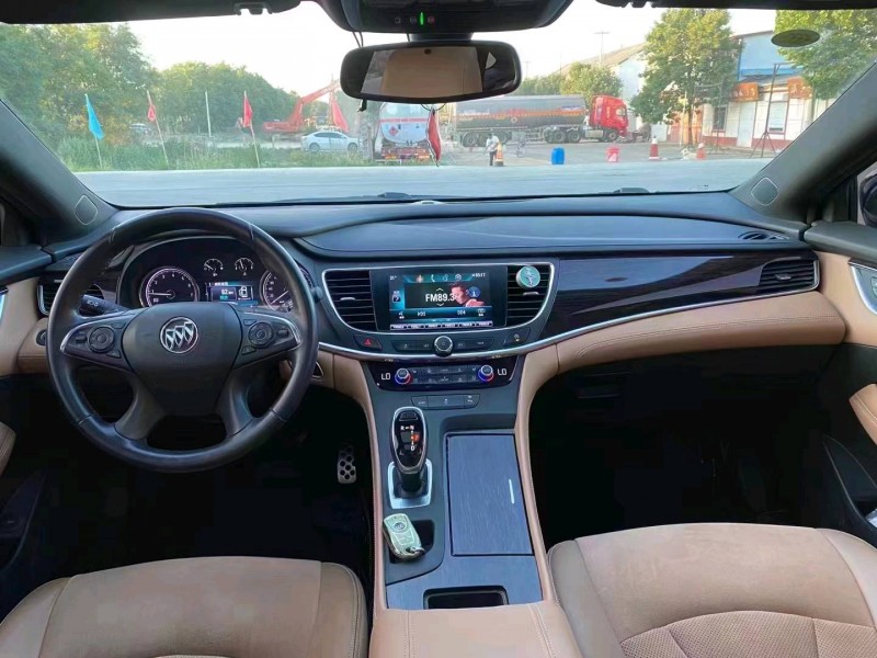 枣庄17年别克君越5