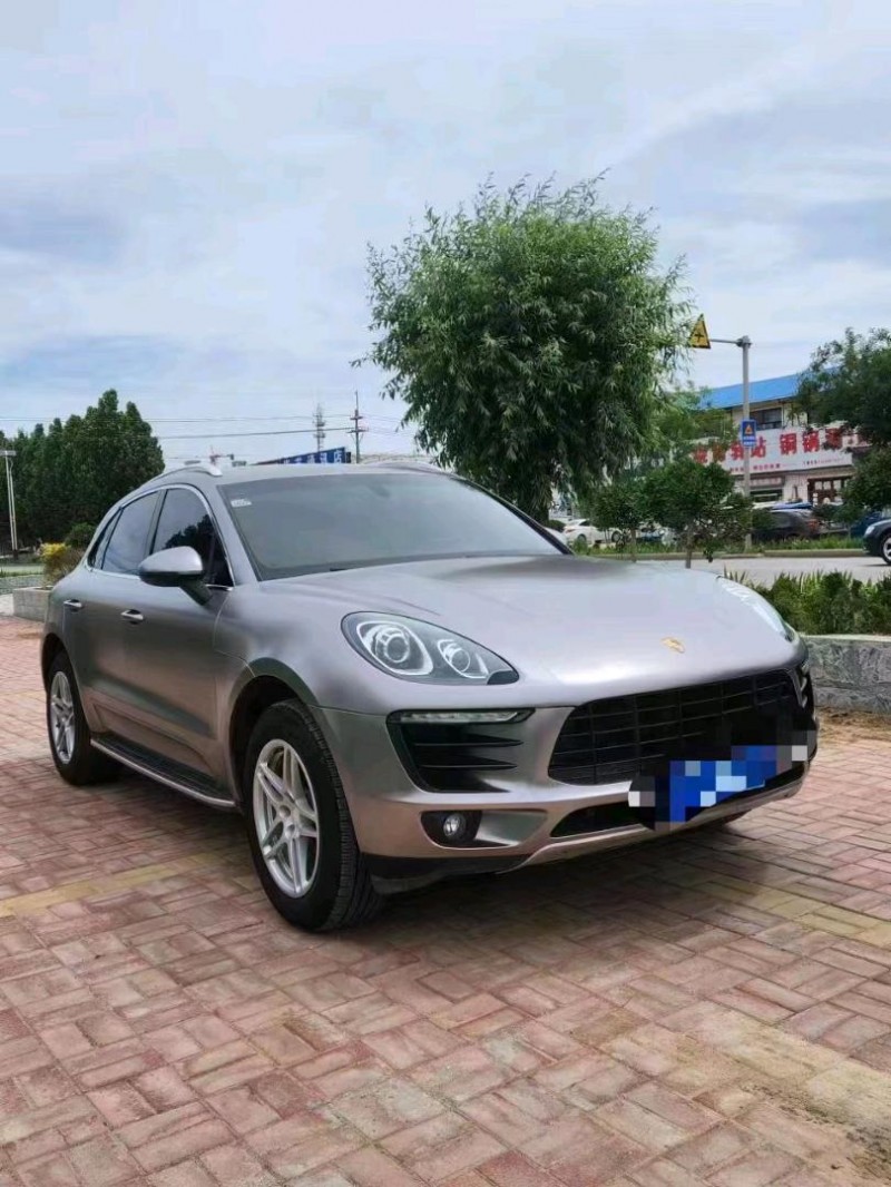 东营15年保时捷Macan3