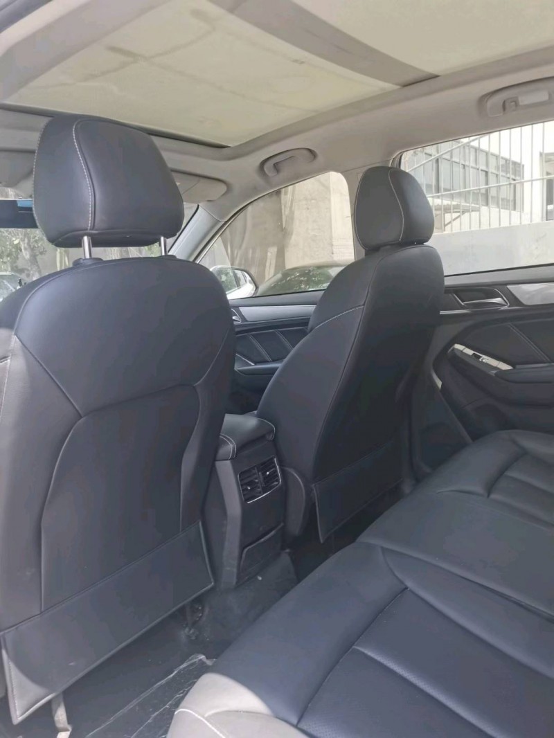 保定19年荣威RX57