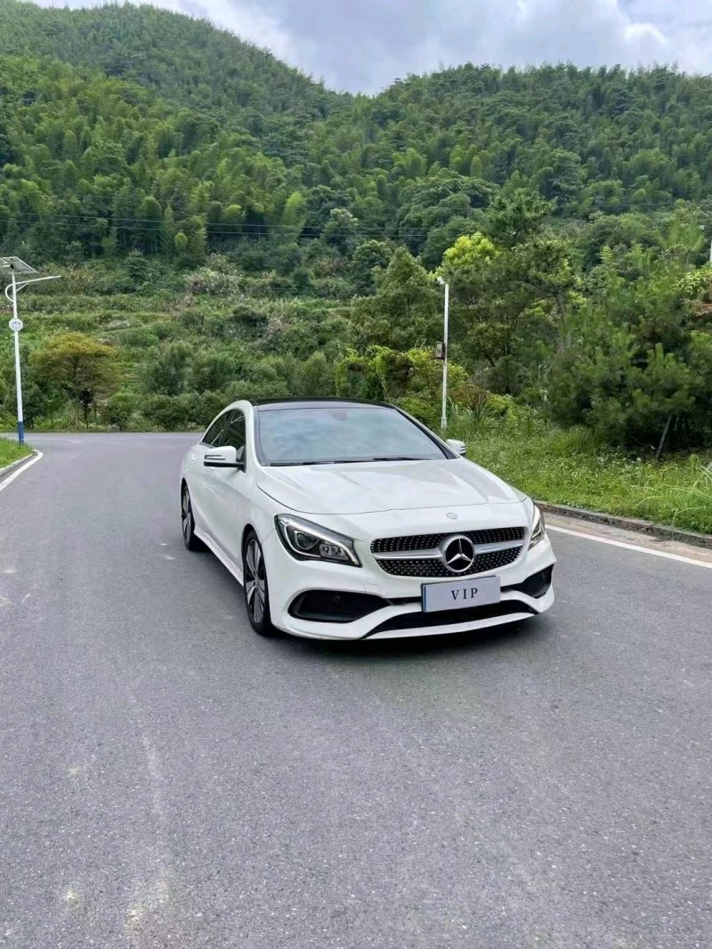 邵阳17年奔驰CLA9