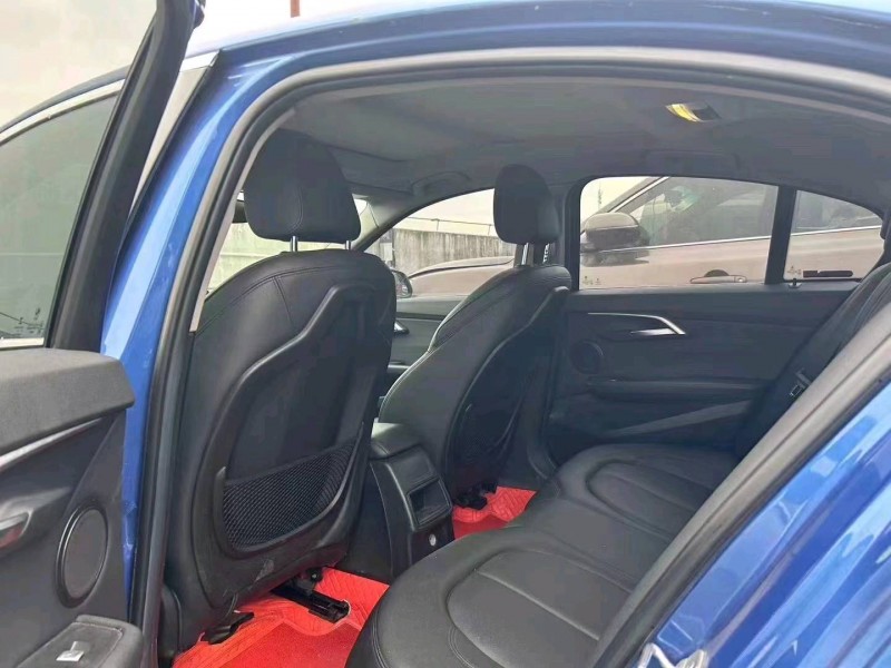 宜昌17年宝马1系4