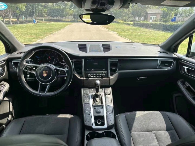 枣庄18年保时捷Macan3