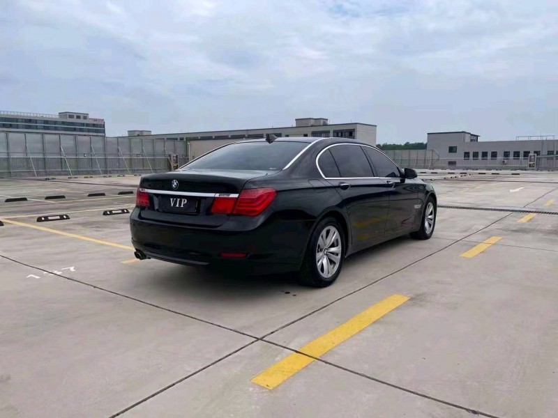 嘉兴12年宝马7系9