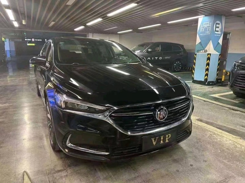 嘉兴20年别克君越2