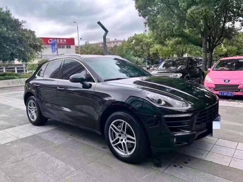 嘉兴15年保时捷Macan3