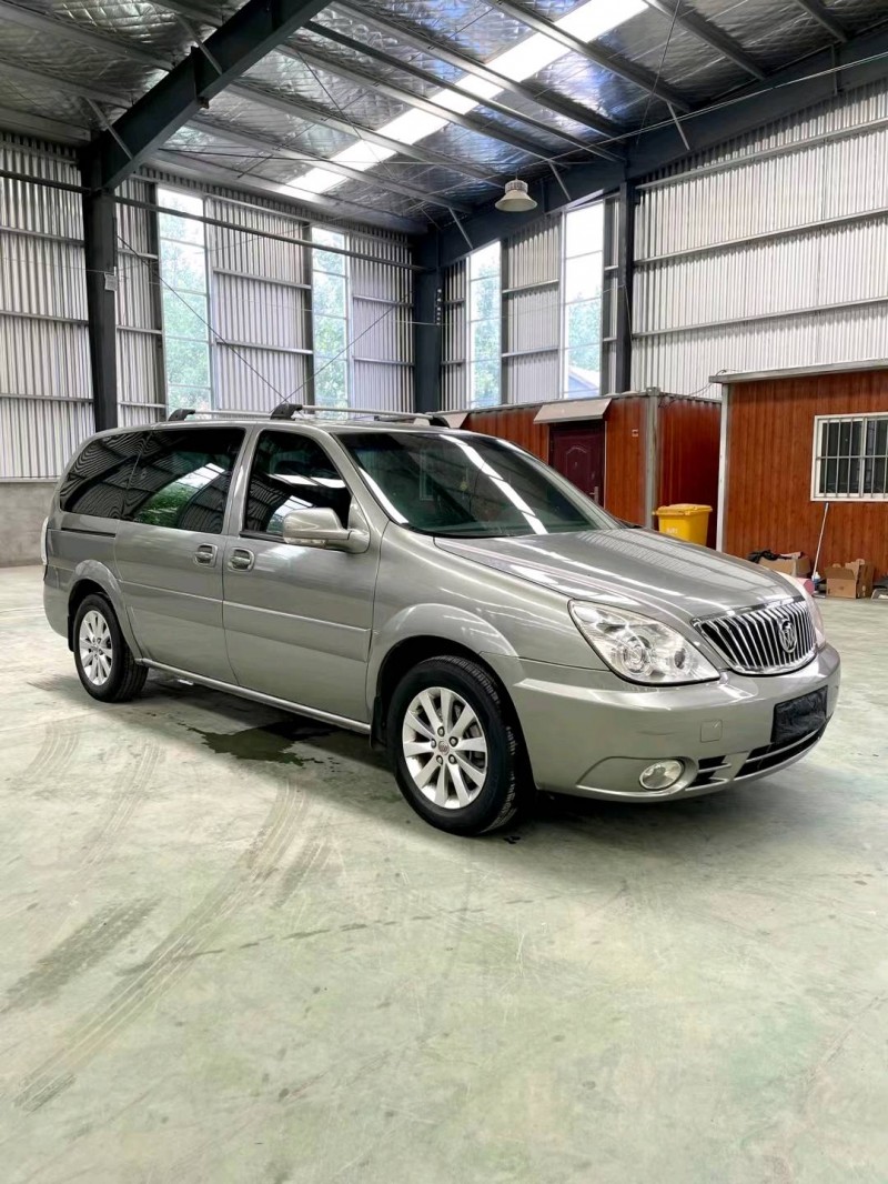 临沂12年别克GL82