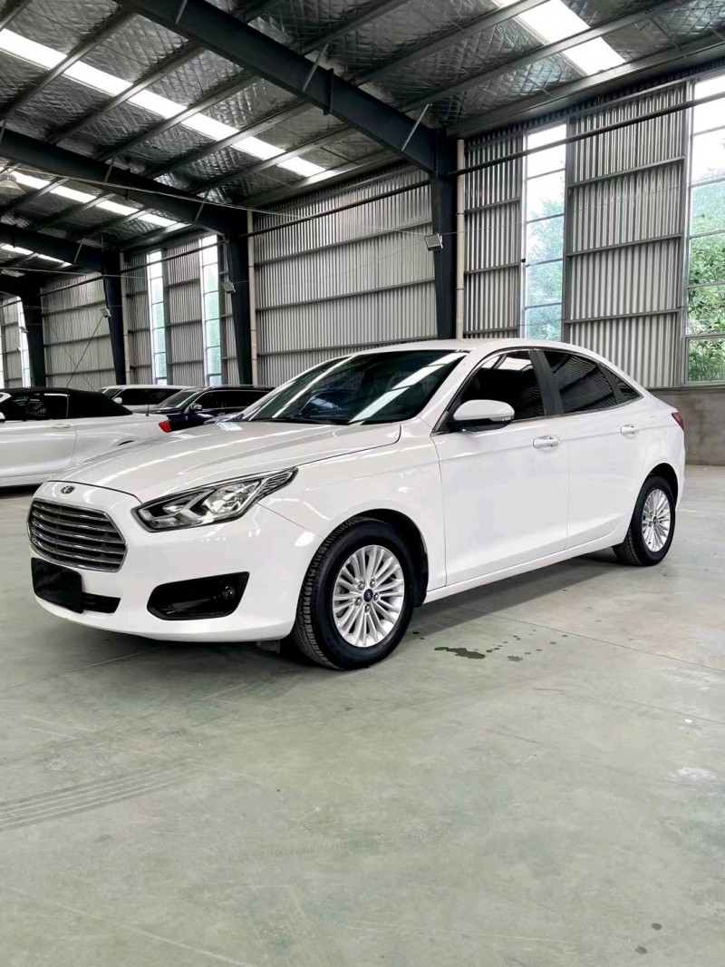 临沂16年福特福睿斯3