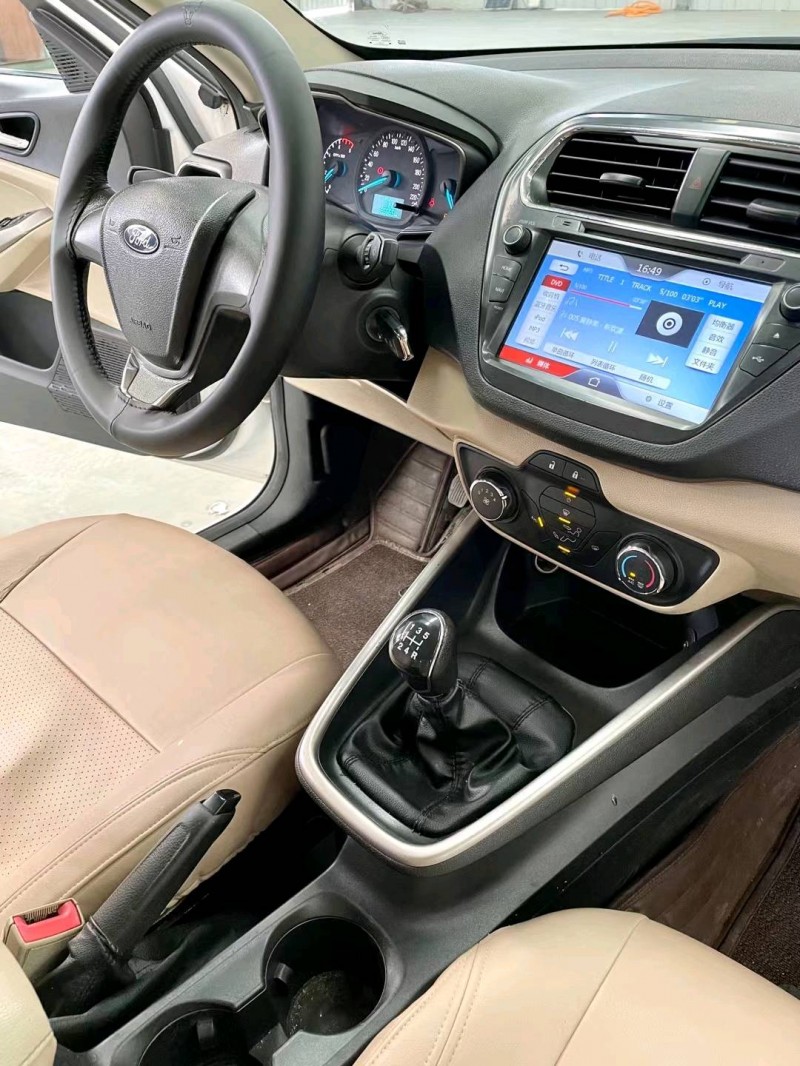 临沂16年福特福睿斯5
