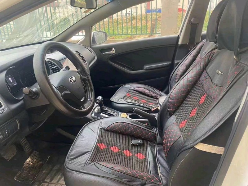 宜昌18年起亚K33