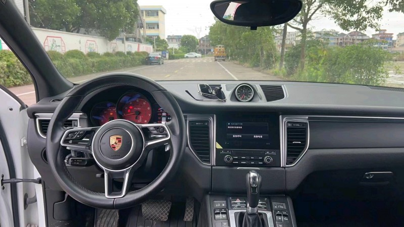 徐州17年保时捷Macan4
