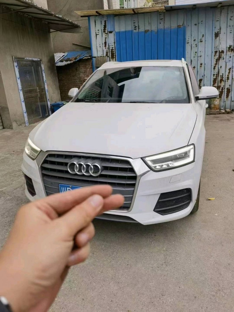 成都19年奥迪Q31