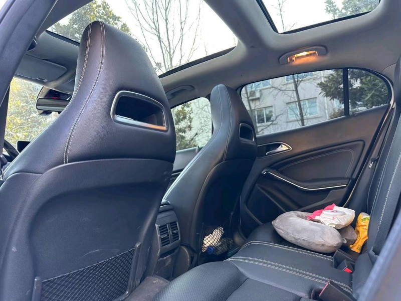 徐州18年奔驰GLA6