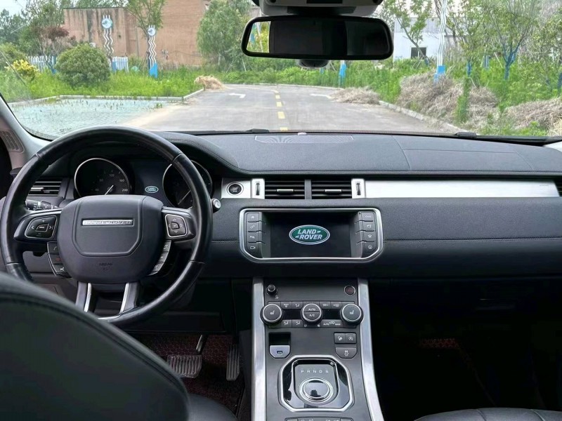 宿迁17年路虎极光5