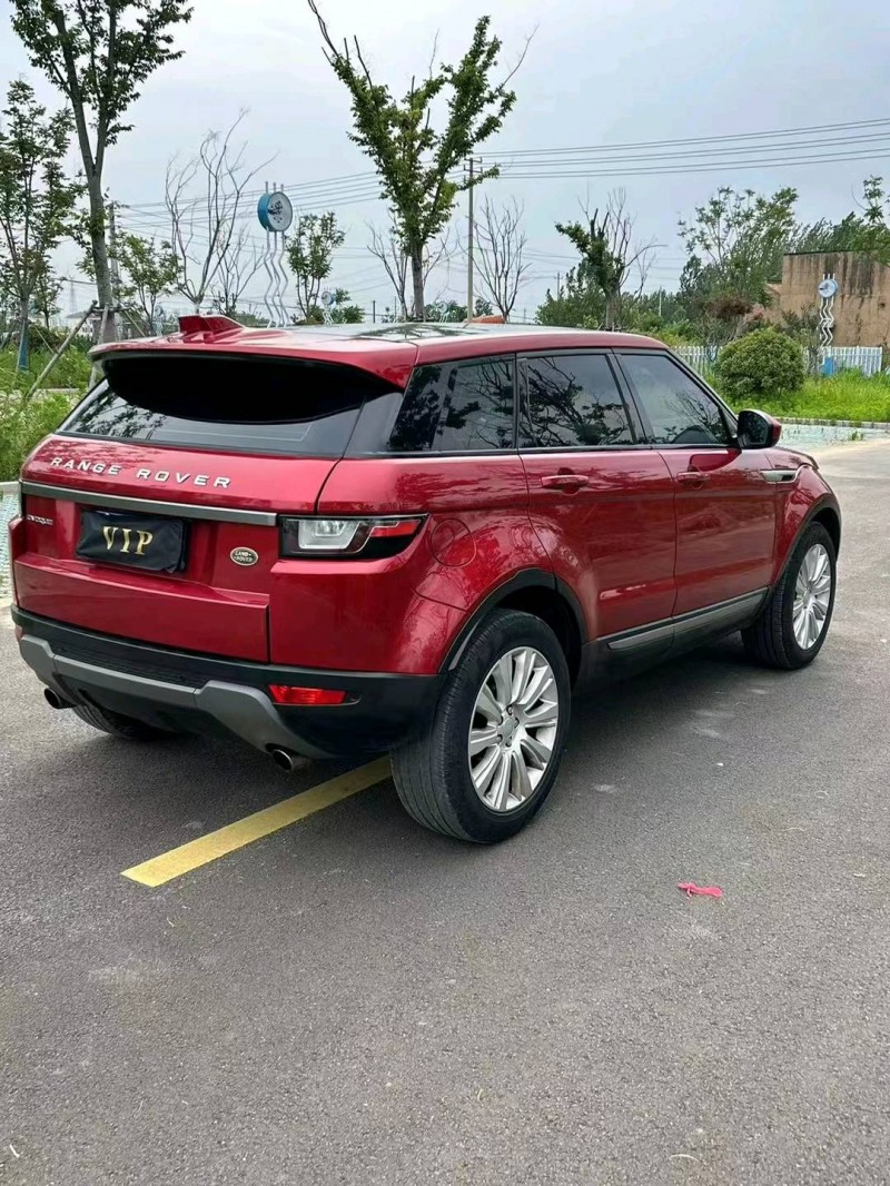 宿迁17年路虎极光8