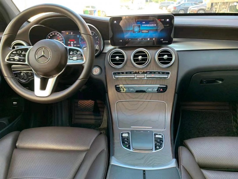 中山21年奔驰GLC6