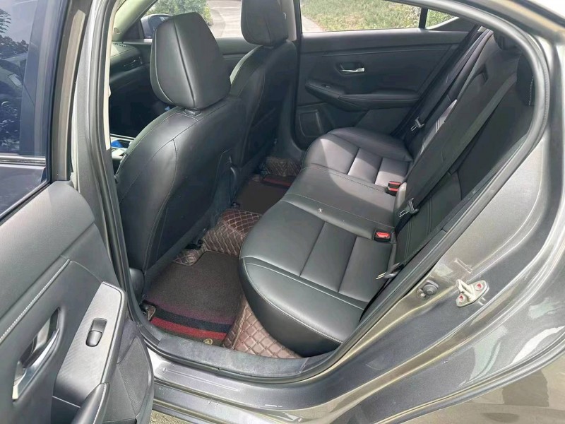 安阳20年日产轩逸9