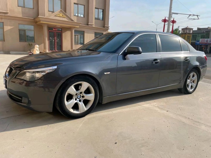 保定10年宝马5系3