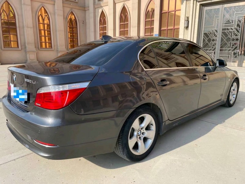 保定10年宝马5系4