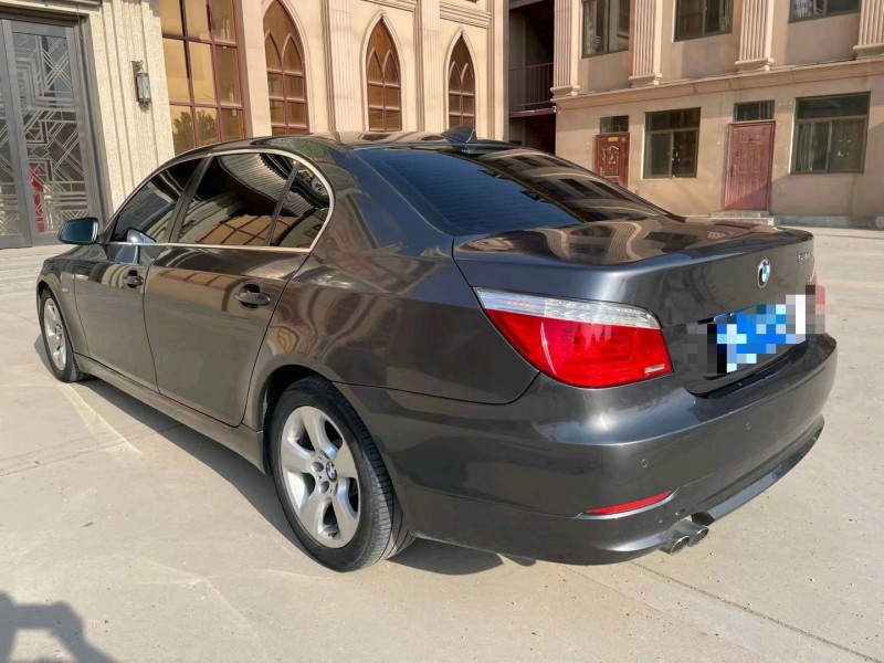 保定10年宝马5系5