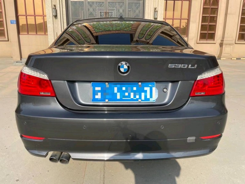 保定10年宝马5系9