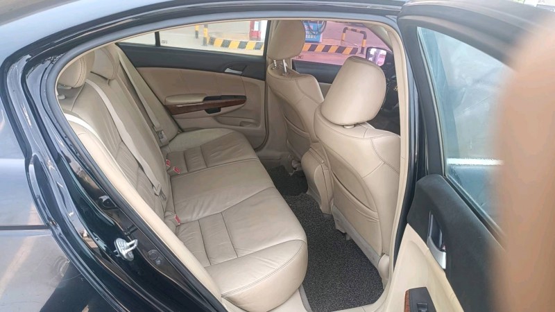 保定11年本田雅阁6