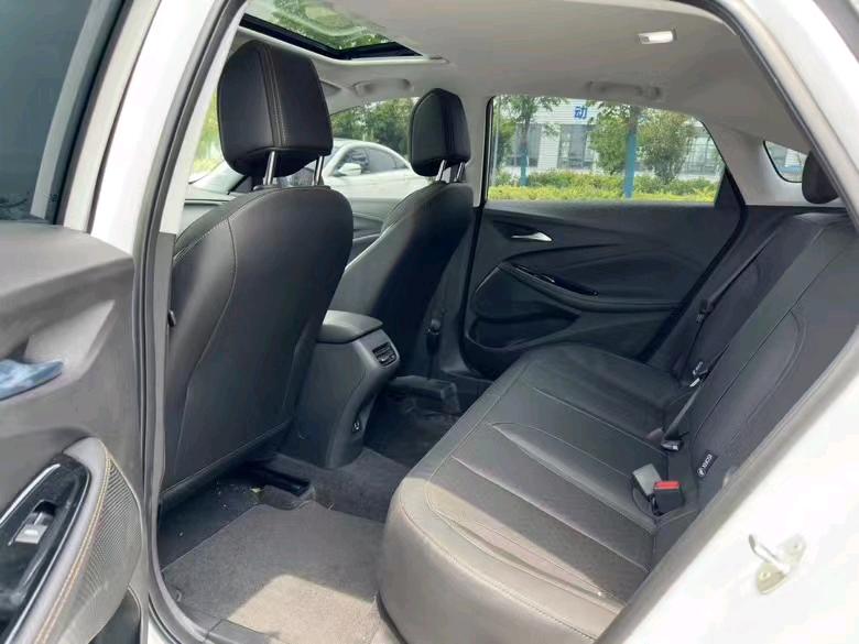 盐城22年别克威朗5