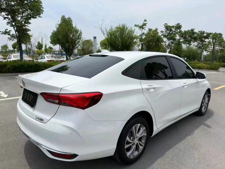 盐城22年别克威朗9