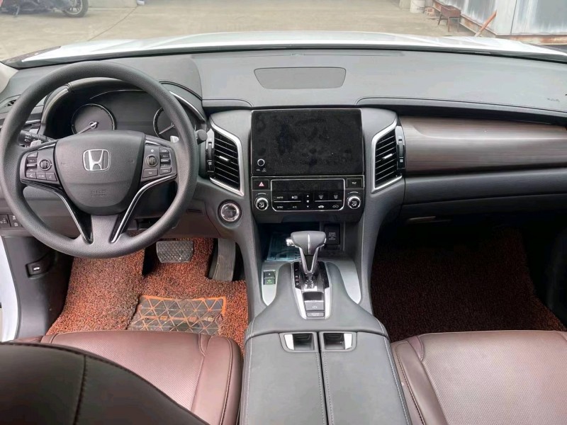 济宁18年本田冠道3