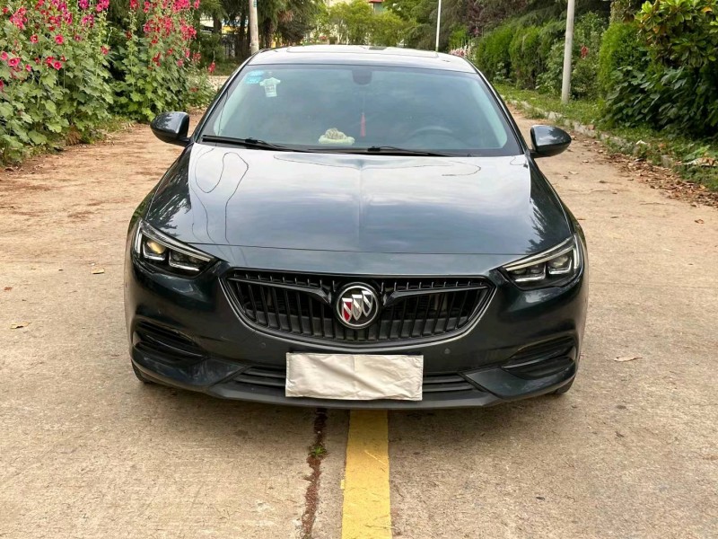 徐州20年别克君威1