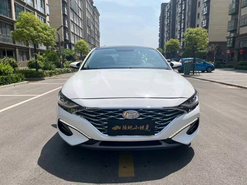 徐州19年现代菲斯塔1