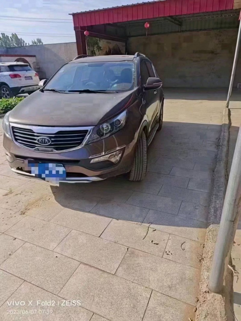 保定14年起亚智跑3