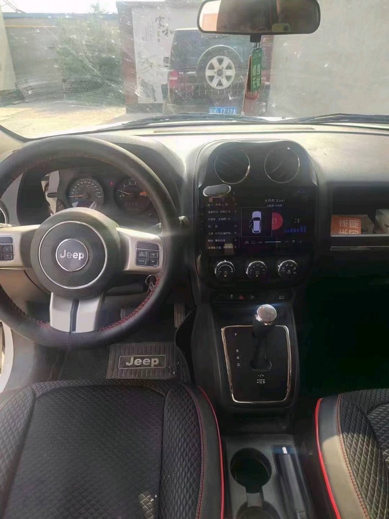 邯郸15年Jeep自由客3