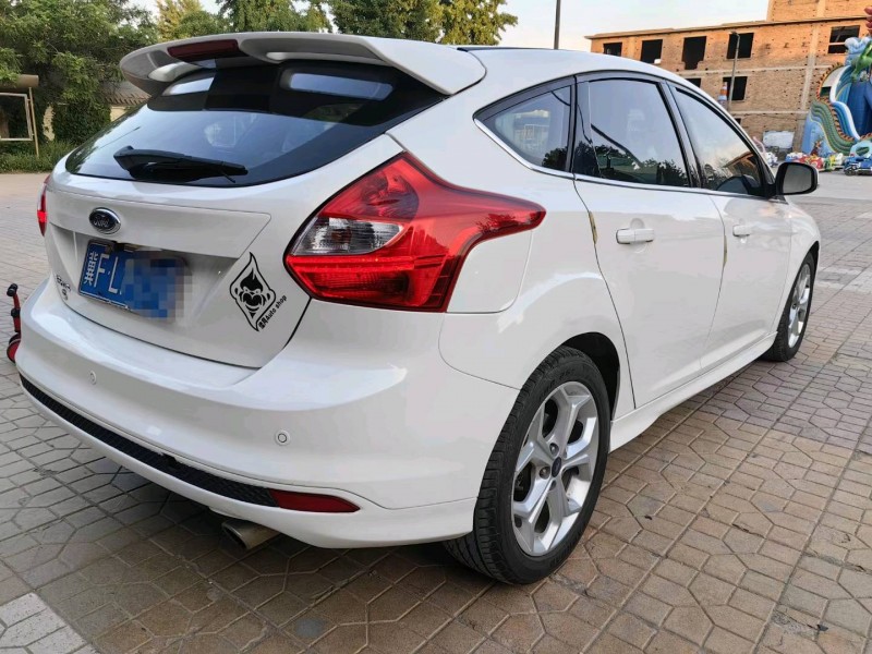 廊坊14年福特福克斯5