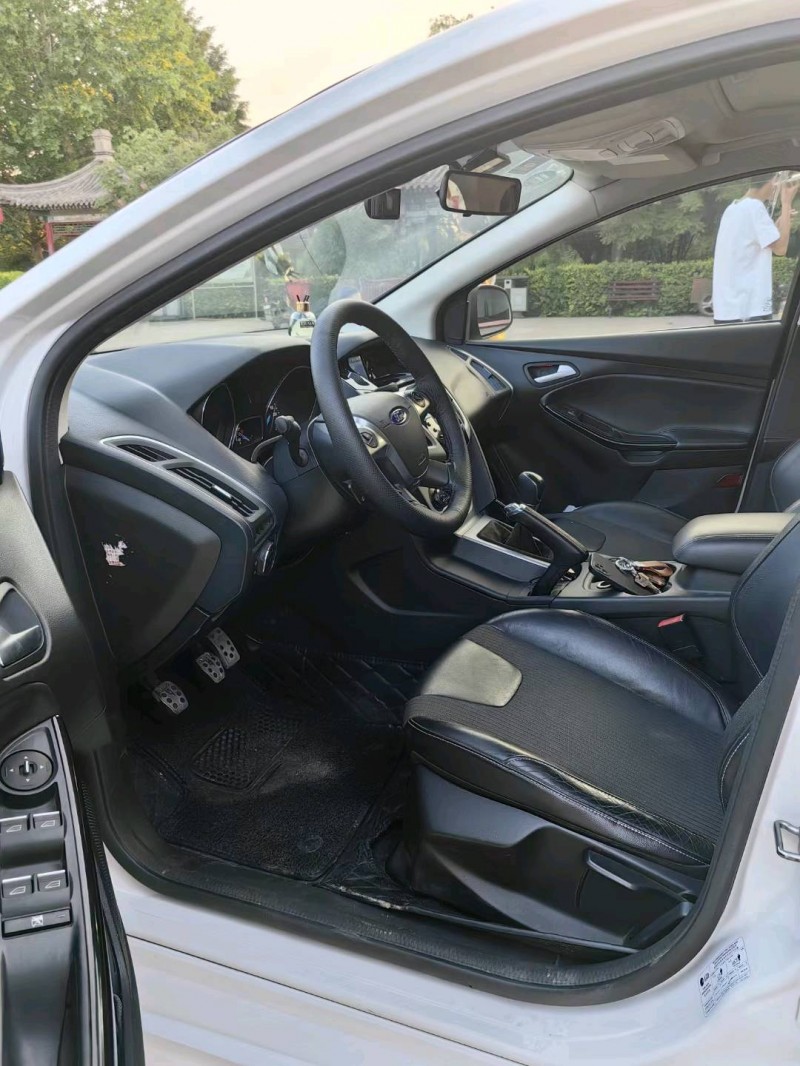 廊坊14年福特福克斯9