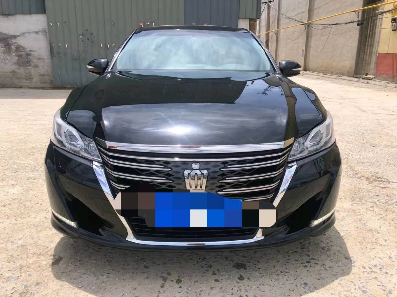 保定18年丰田皇冠1