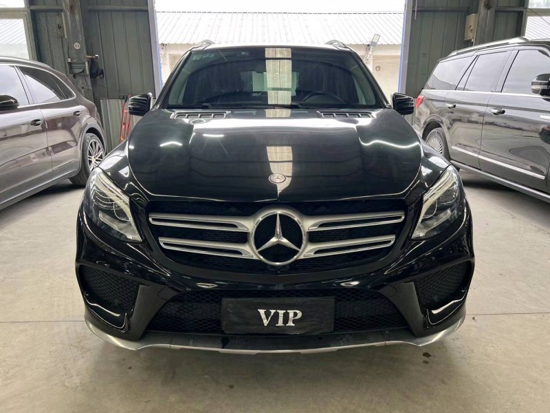 济宁17年奔驰GLE1