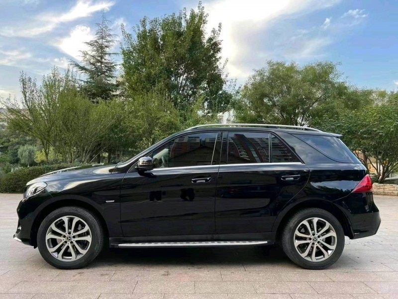 邢台19年奔驰GLE5