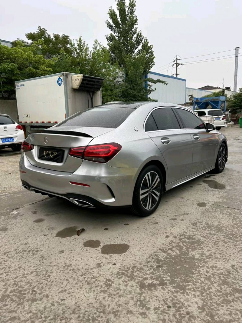 宿迁19年奔驰A8