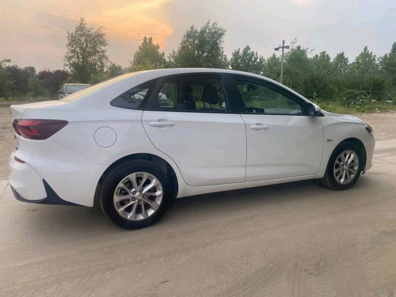 保定23年雪佛兰科鲁泽2