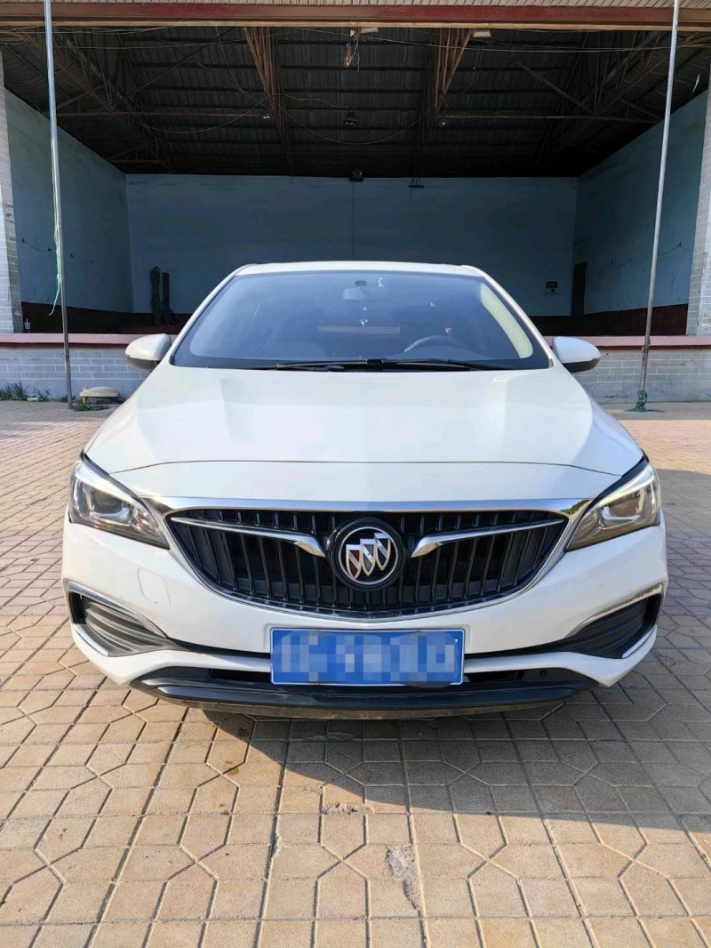 廊坊18年别克威朗1