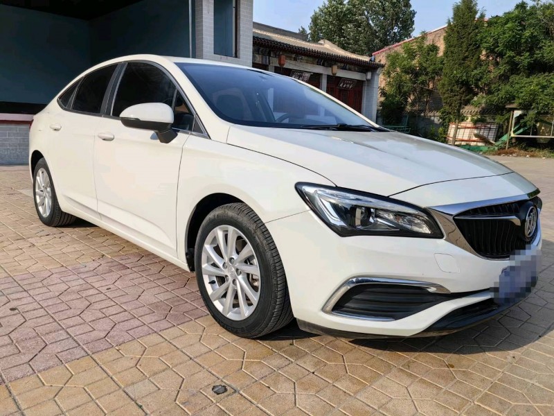 廊坊18年别克威朗3