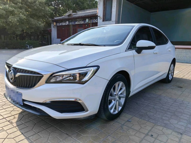 廊坊18年别克威朗2