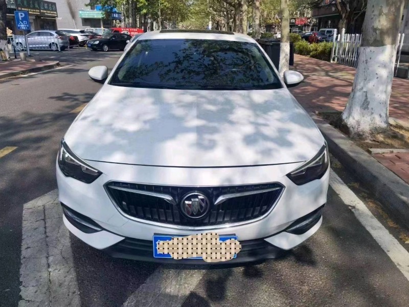 济南19年别克君威1