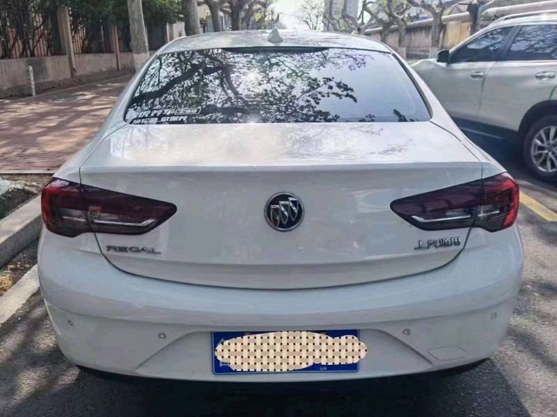 济南19年别克君威9